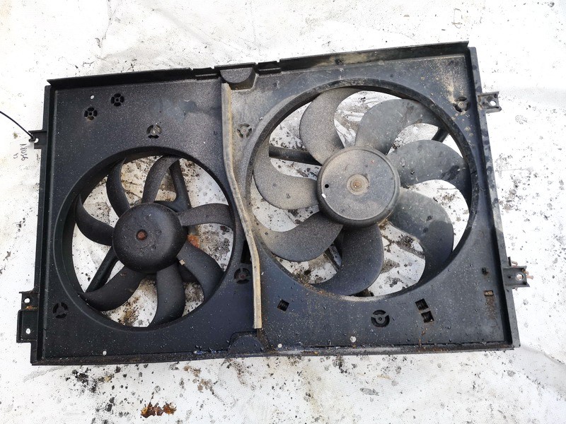 1J0121207M Seat Toledo 2000 Diffuser, Radiator Fan