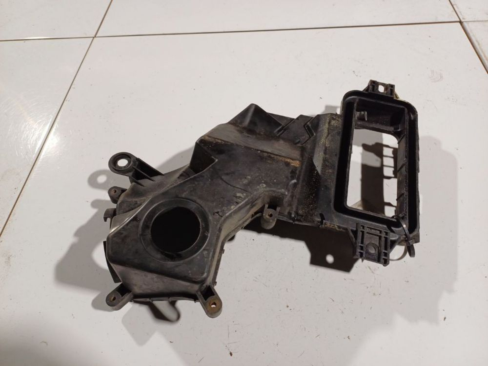4F1937575A Audi A6 2005 Other holders
