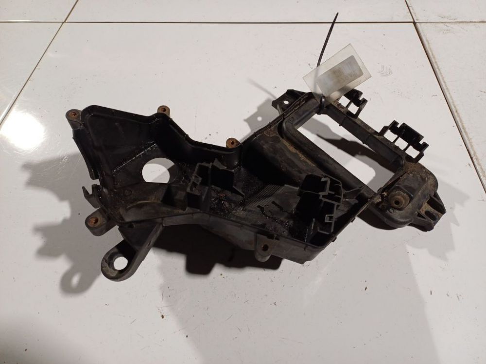 4F1937575A Audi A6 2005 Other holders - Thumbnail 2