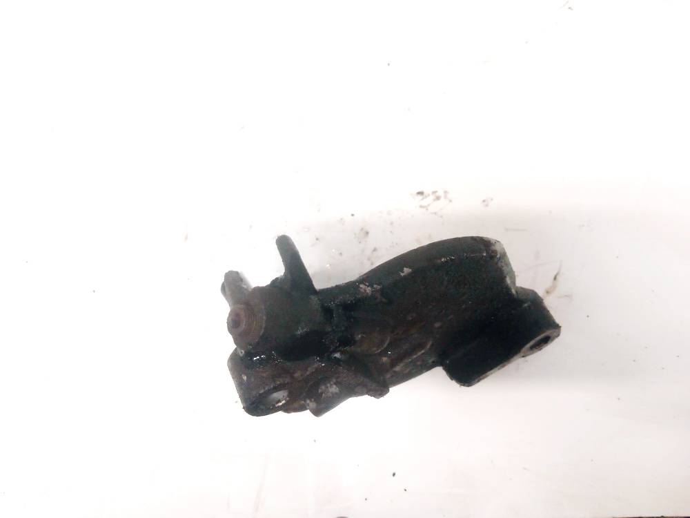 Mazda 323 1998 Oil filter adapter (bracket - flange, Oil Filter Housing) - Thumbnail 3