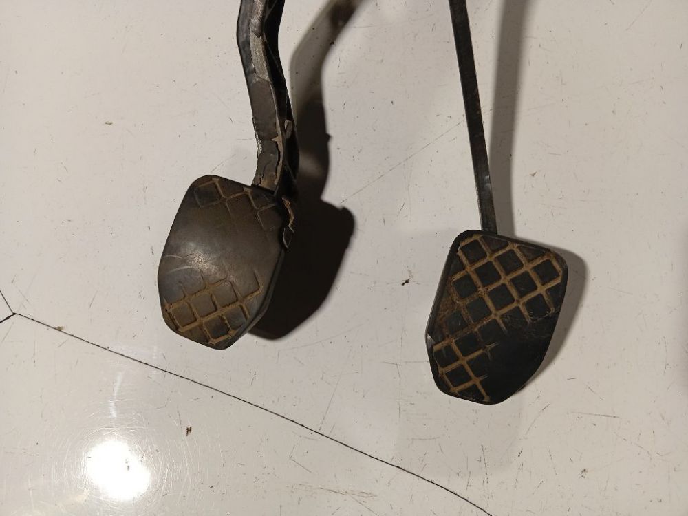 4A1721115B Audi A6 1996 Pedal de freno - Thumbnail 2