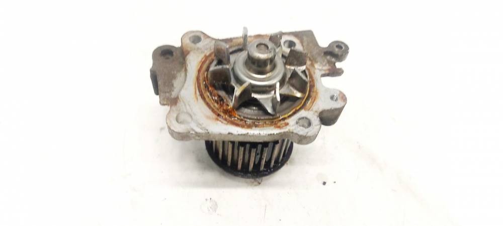 Mitsubishi Carisma 1998 Pompa wodna - Thumbnail 2