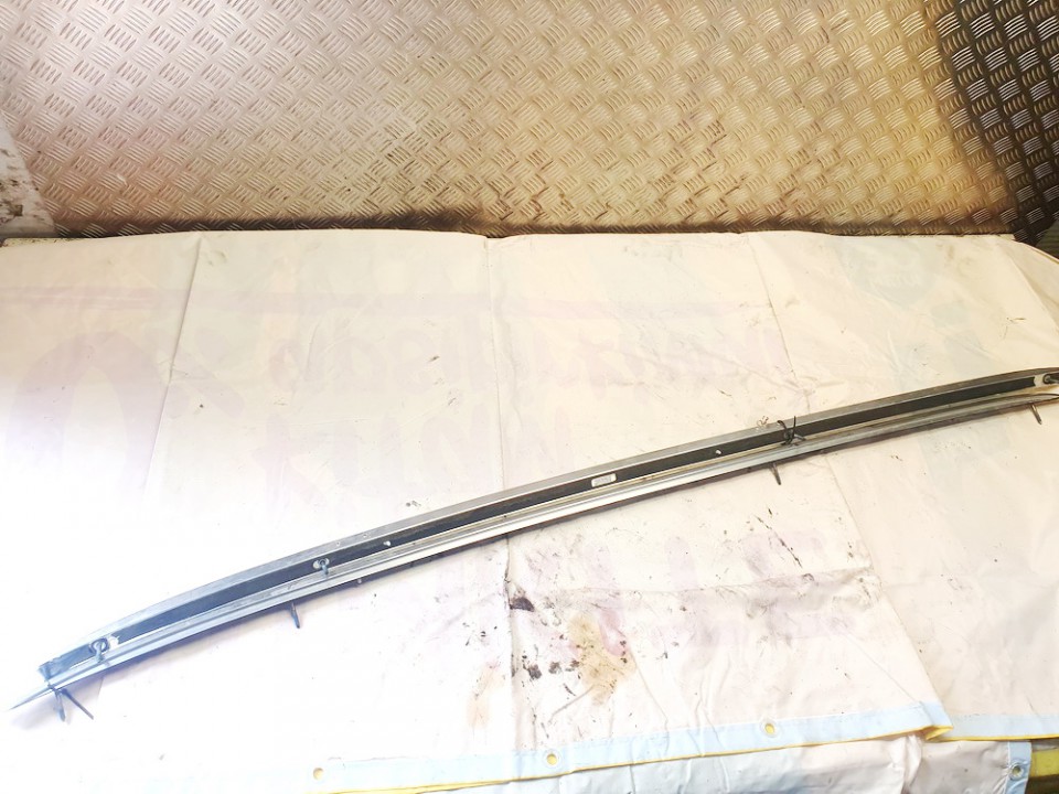 4F9860022E Audi A6 2005 Roof rails kit