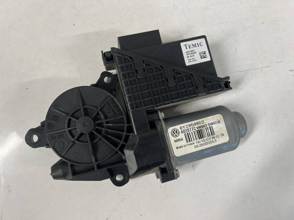 6Y2959802 Skoda Fabia 2008 Window Motor - FRONT LEFT