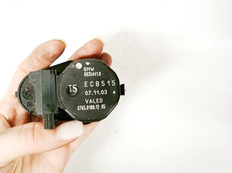 69354419 BMW X5 2004 Silnik klapki nagrzewnicy - Thumbnail 3