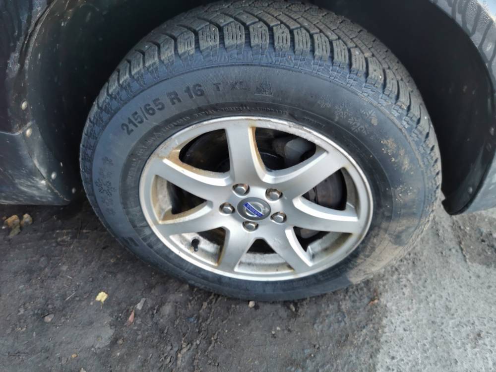 5X108 Volvo XC 70 2008 Komplet Kół Zimowych R16