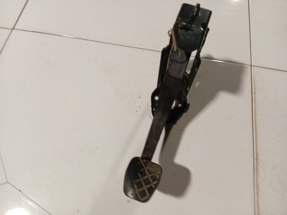 Skoda Octavia 2003 Clutch pedal