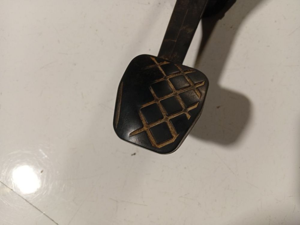 Skoda Octavia 2003 Clutch pedal - Thumbnail 2