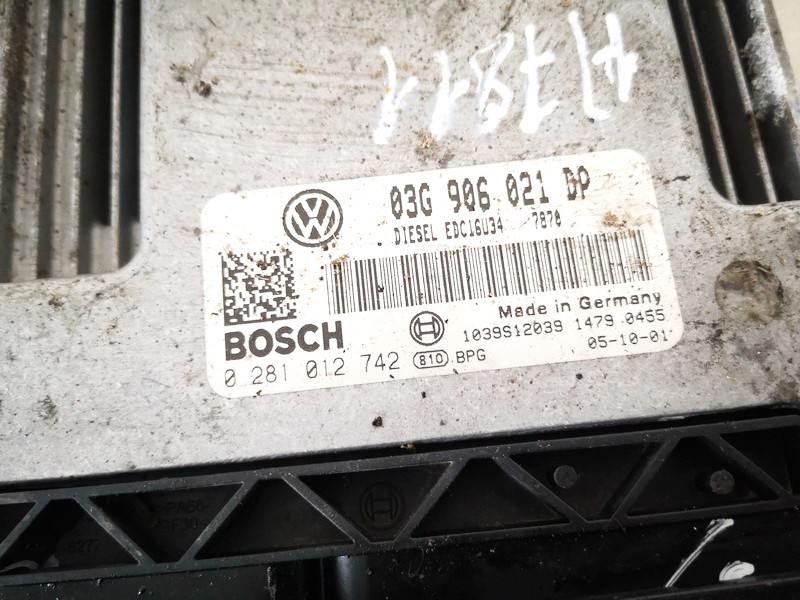 03G906021DP Volkswagen Passat 2005 ECU Engine Computer (Engine Control Unit) - Thumbnail 2