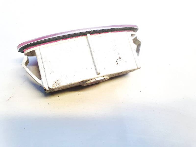 Renault Laguna 2001 Iekšējo durvju apgaismo lampa - AIZMUGURE PA LABI - Thumbnail 3