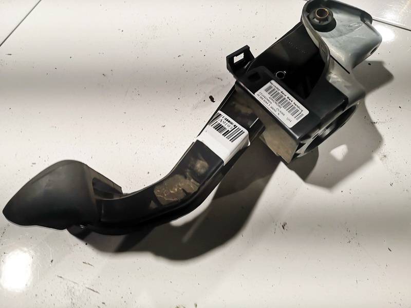 A2042902001 Mercedes-Benz C-CLASS 2008 pedal de frein - Thumbnail 2