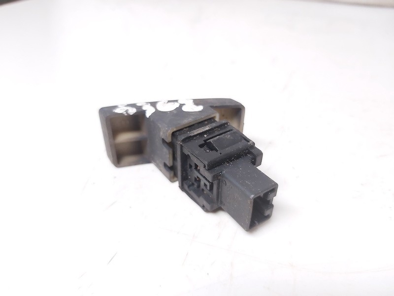 NILES06019 Suzuki SX4 2007 Hazard switch - Thumbnail 2