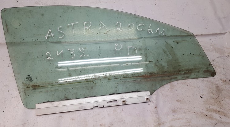 Opel Astra 2004 Door-Drop Glass - FRONT RIGHT