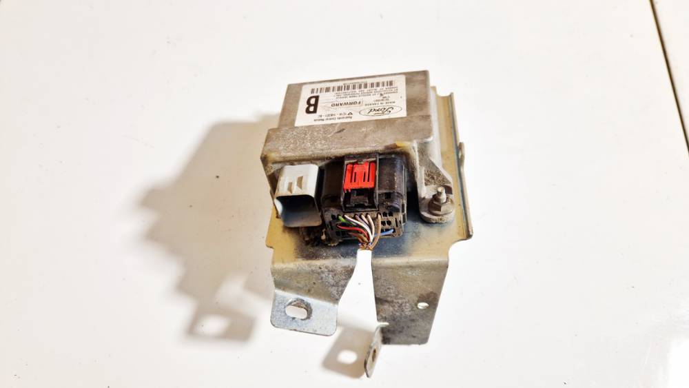 1C1A14B321BC Ford Transit 2000 Airbag crash sensors module