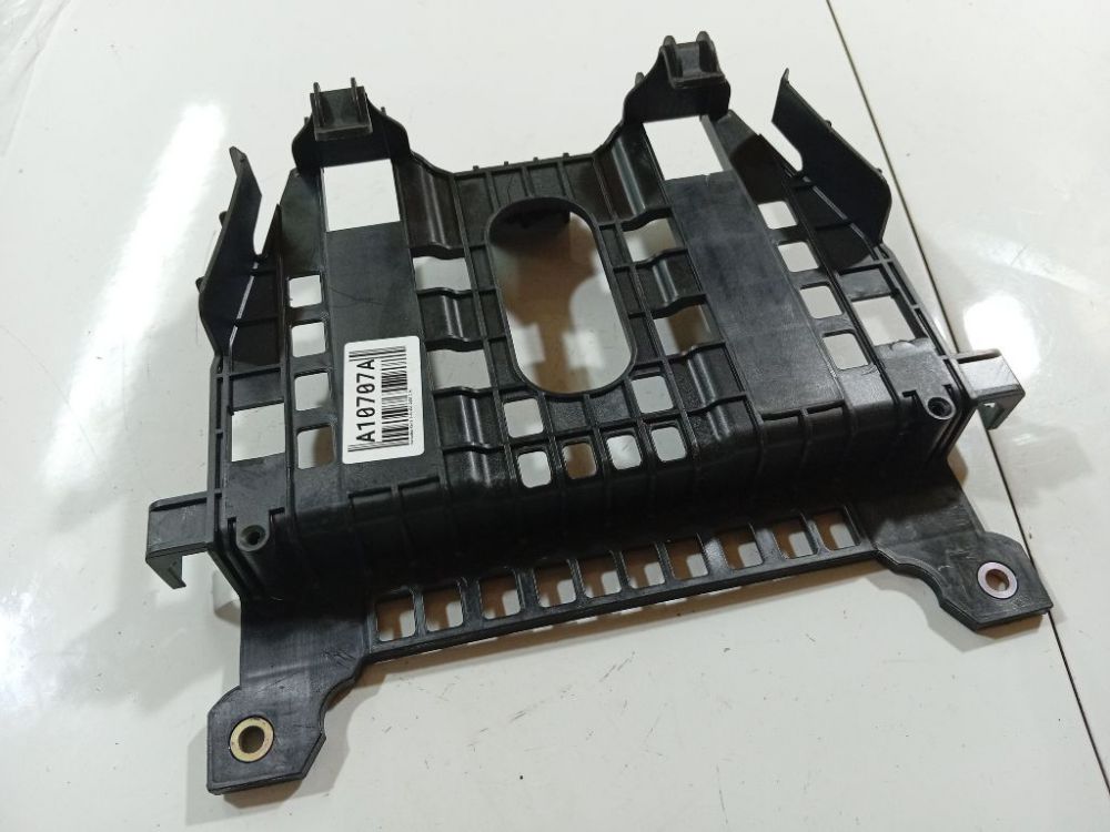 1695453740 Mercedes-Benz B-CLASS 2005 Other holders - Thumbnail 3