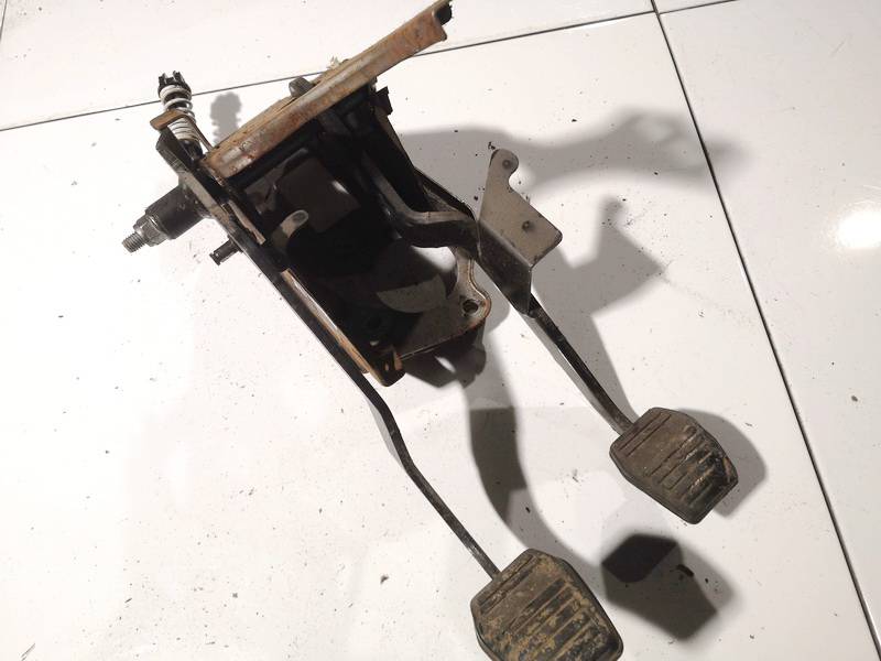 Ford Transit 2006 Pedal de freno