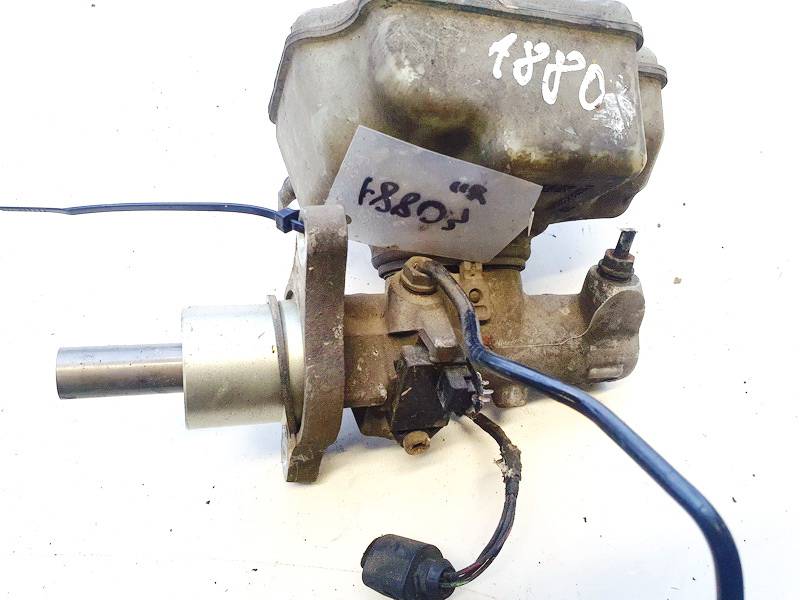 1K1611301C Skoda Octavia 2007 Pagrindinis stabdziu cilindras - Thumbnail 2