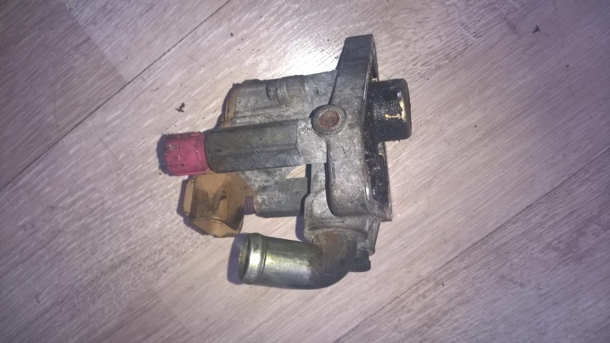 e9t16071a Fuel Injection Idle Air Control Valve Nissan Maxima 1997 3.0L