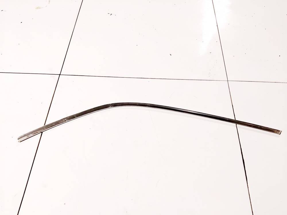 Audi Q7 2007 Listwa szyby drzwi - PRZEDNIE PRAWE - Thumbnail 2