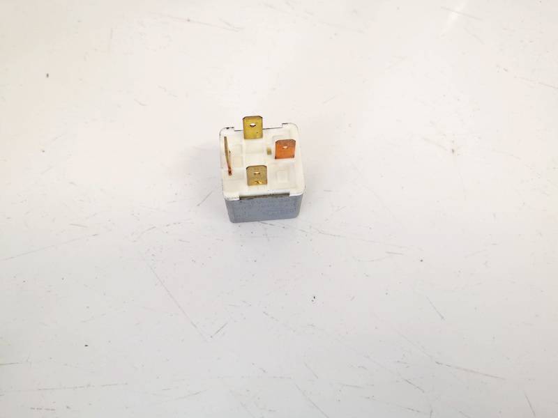 141951253B Audi A4 1999 RELÉ PARA AUTOMÓVIL - Thumbnail 2