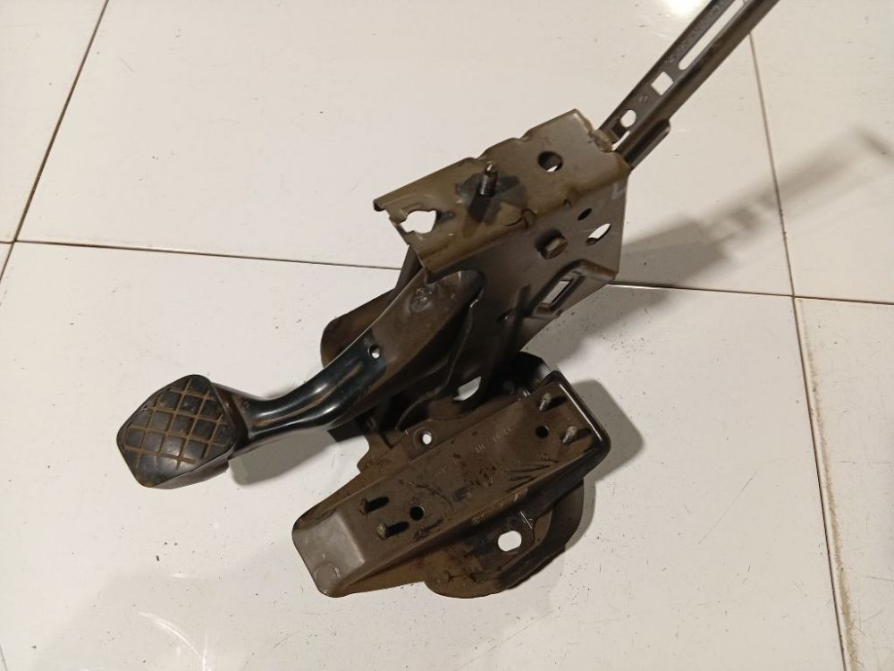1J1721631C Volkswagen Golf 2000 Pedal work, Brake pedal, Pedal bracket, Clutch pedal - Thumbnail 3