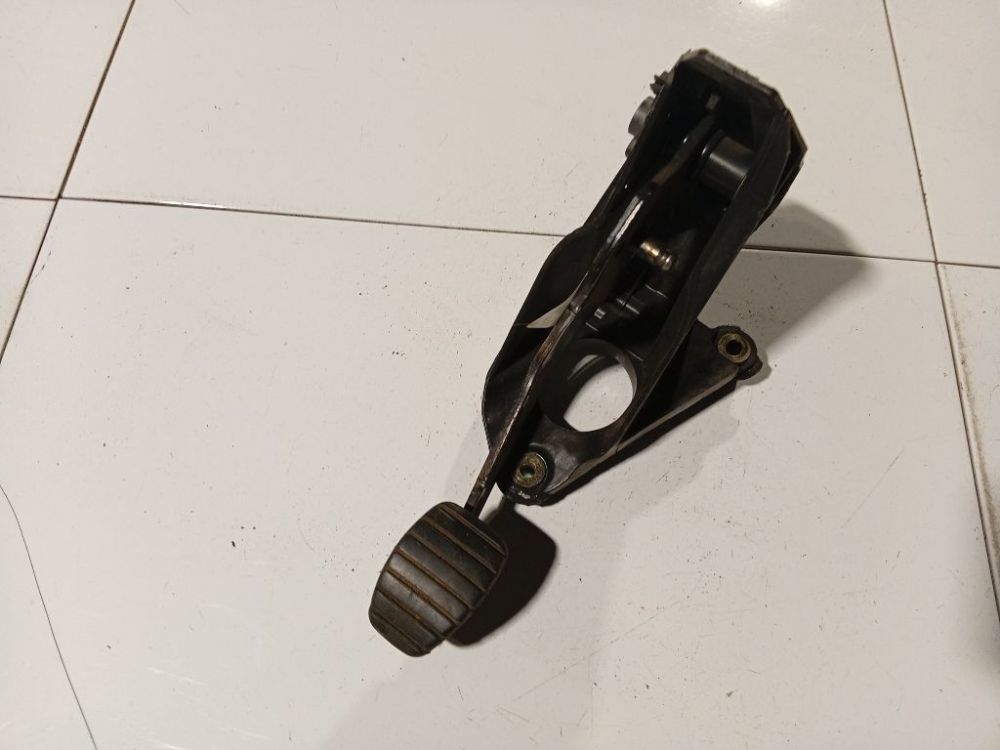 8200002856 Renault Laguna 2004 Sankabos pedalas