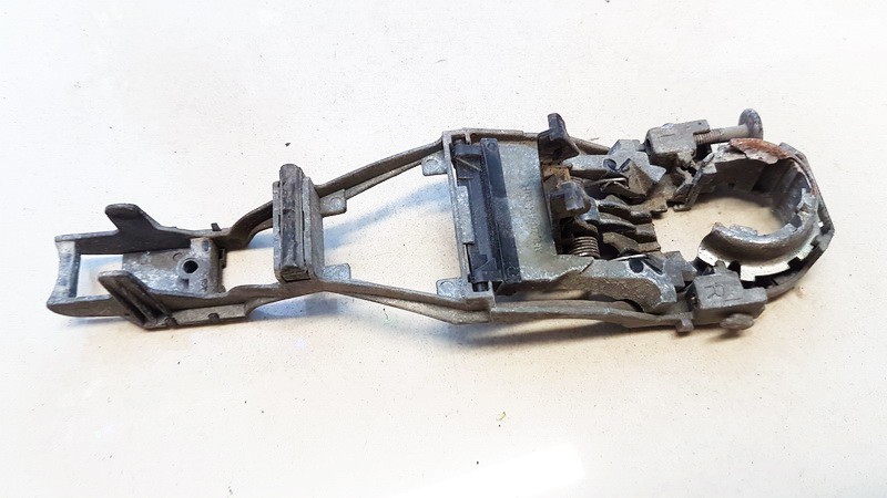 3B0837885 Volkswagen Passat 1998 Door Handle Exterior - FRONT LEFT