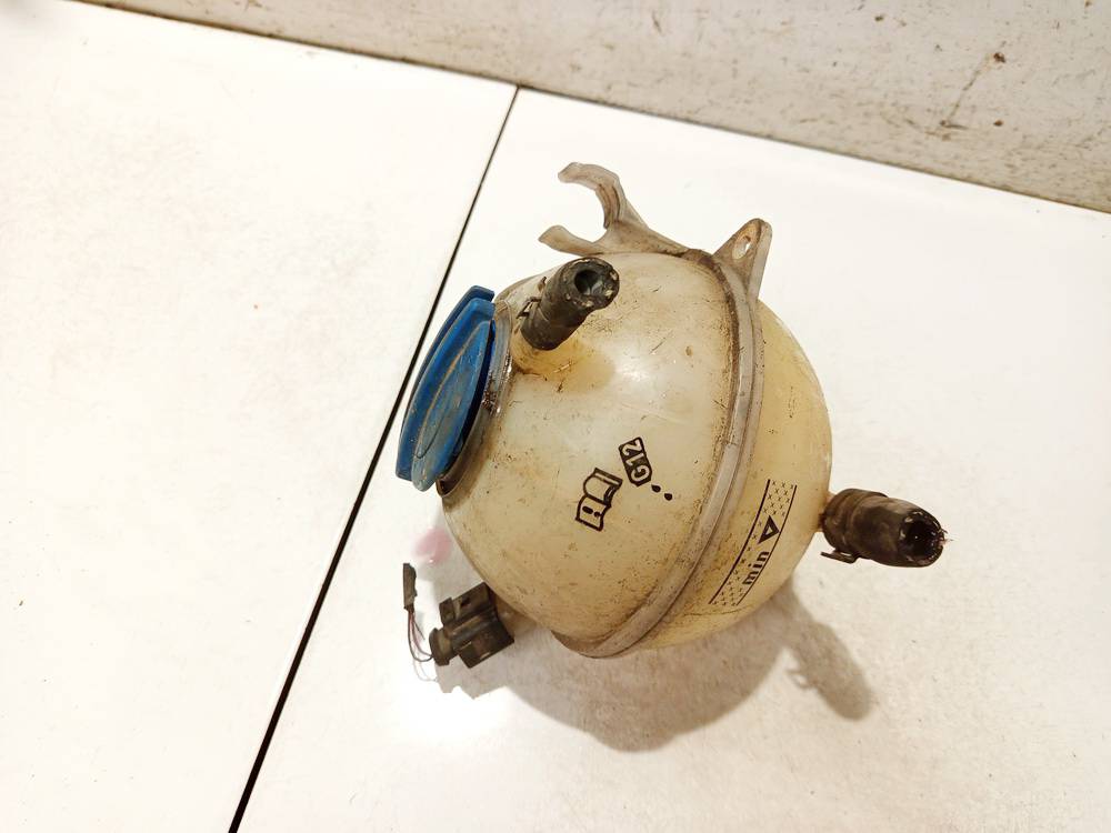 1K0121407A Volkswagen Golf 2006 Expansion Tank coolant (RADIATOR EXPANSION TANK BOTTLE )