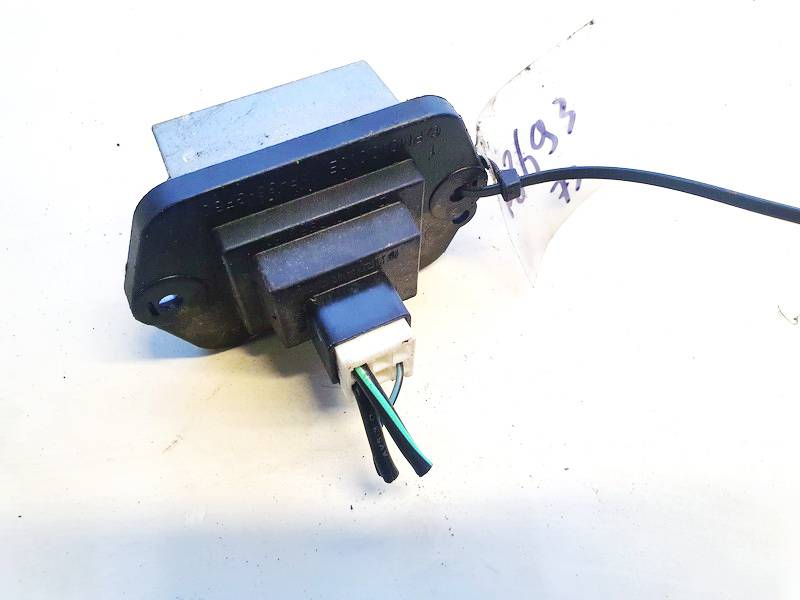 pm010010b used Heater Resistor (Heater Blower Motor Resistor) Mazda CX