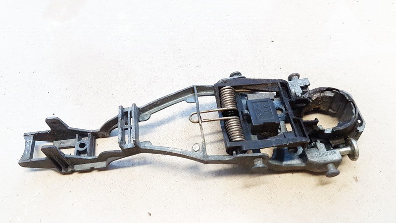 3B0837885 Volkswagen Passat 1998 Door Handle Exterior - FRONT RIGHT