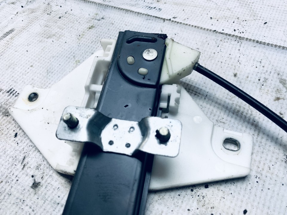 Opel Antara 2008 Durvju loga pacēlājs - PRIEKŠA PA KREISI - Thumbnail 3