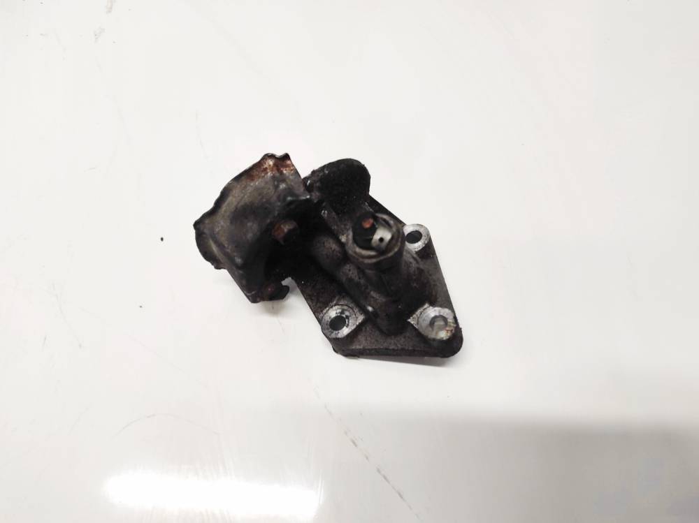 Mazda Xedos-9 2000 Oil filter adapter (bracket - flange, Oil Filter Housing)