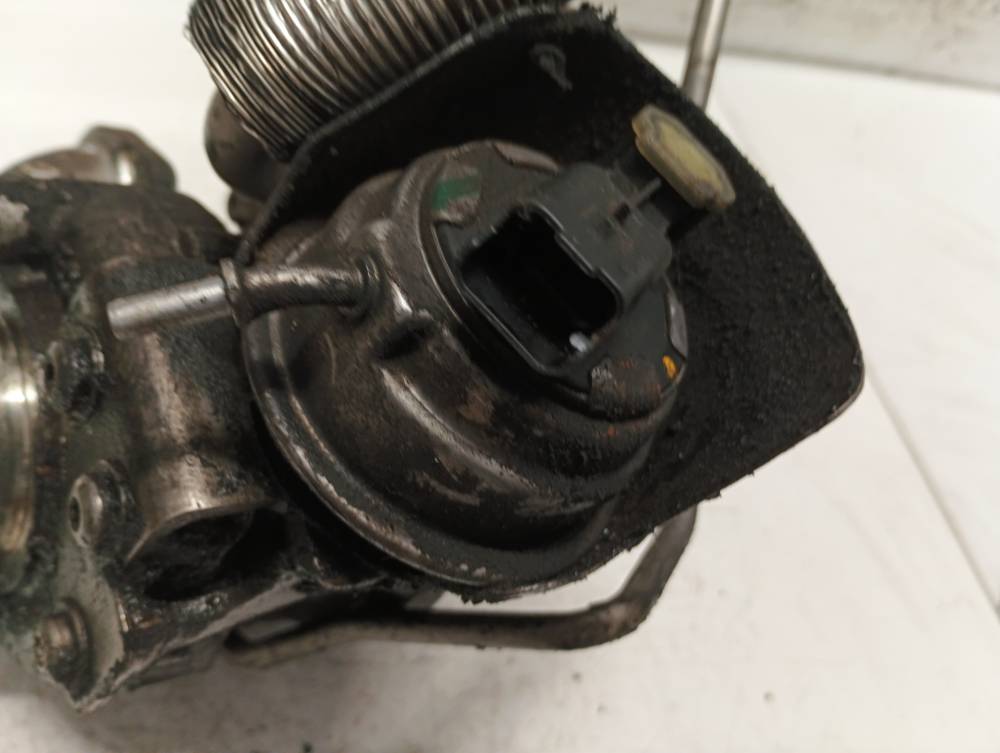 8136440003 Citroen C4 Picasso 2016 Turbīnas vadība