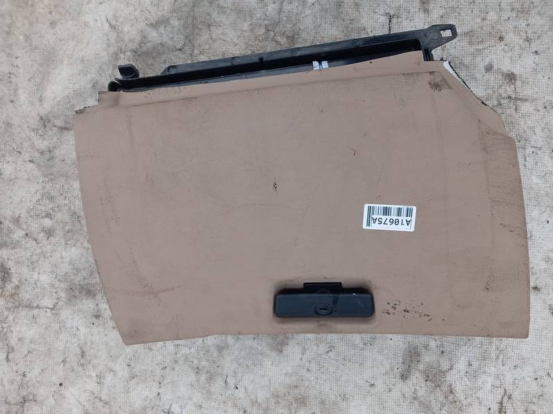 824897913 BMW X5 2004 Glove Box Assembly