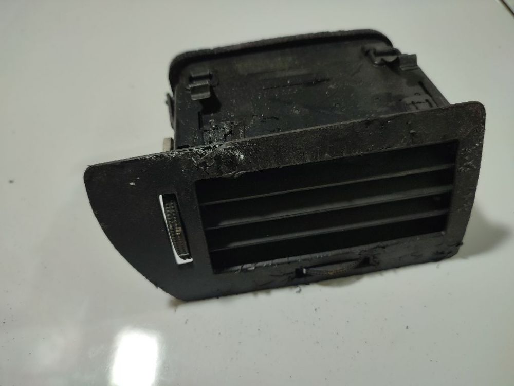 24465728 Opel Astra 2005 Dash Vent (Air Vent Grille)