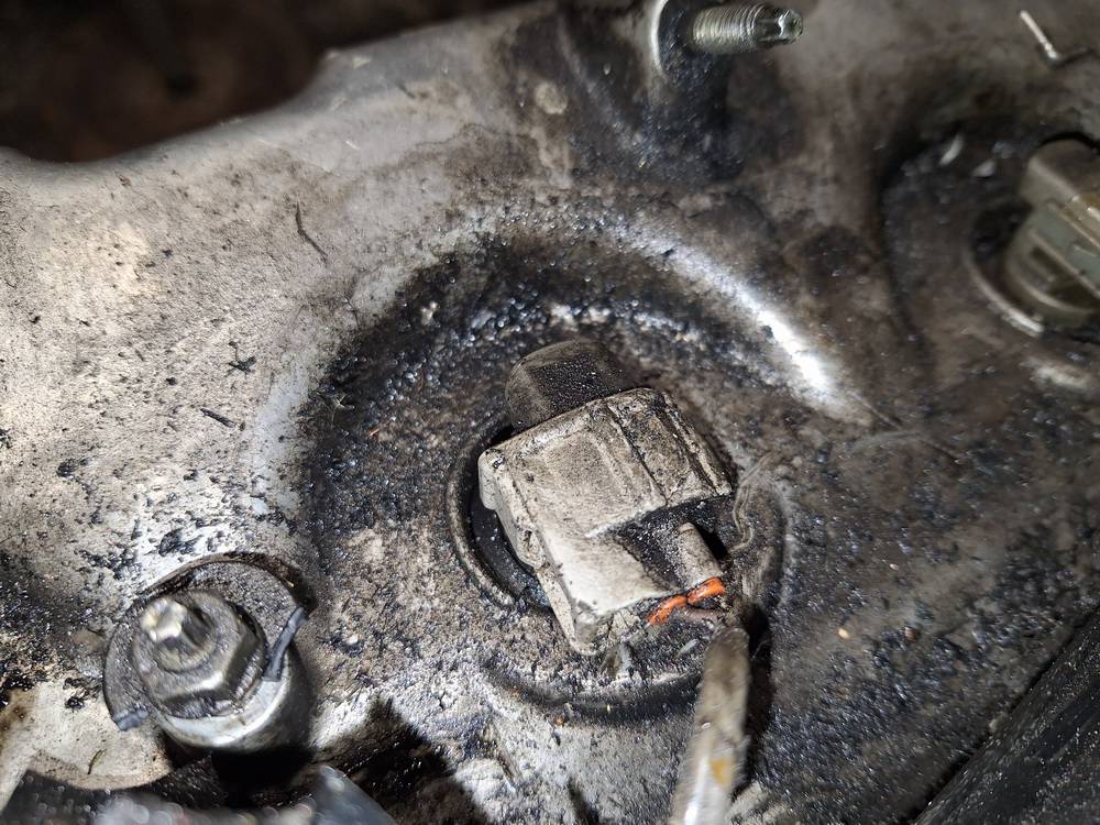 Toyota Avensis 2004 Wtryskiwacz Paliwa