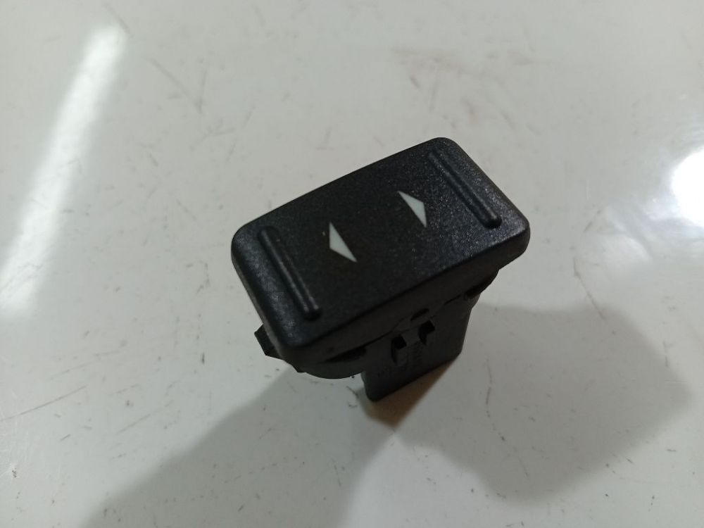 03168700 Ford C-MAX 2005 Fensterheber schalter