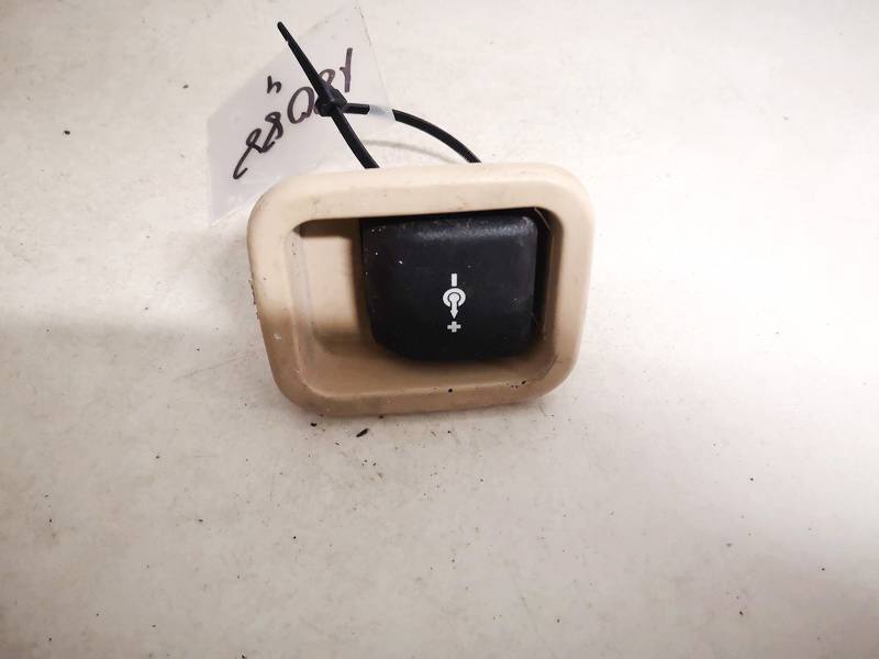 51477143111 BMW 5-Series 2012 Zapalniczka samochodowa