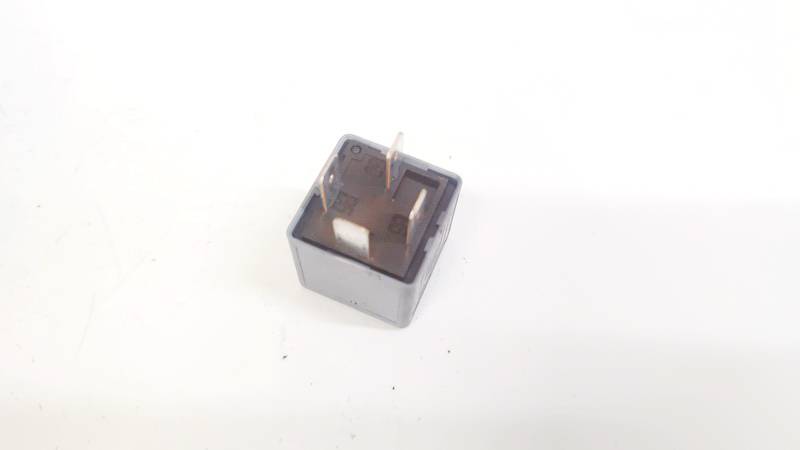 141951253B Volkswagen Passat 2006 RELÉ PARA AUTOMÓVIL - Thumbnail 2