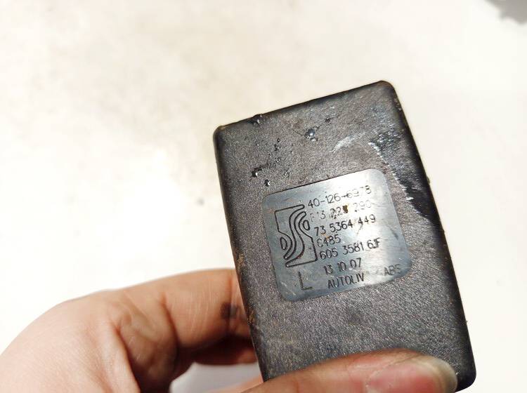 605358161F Nissan Murano 2006 Seat belt holder (Seat belt Buckle) - REAR LEFT - Thumbnail 3