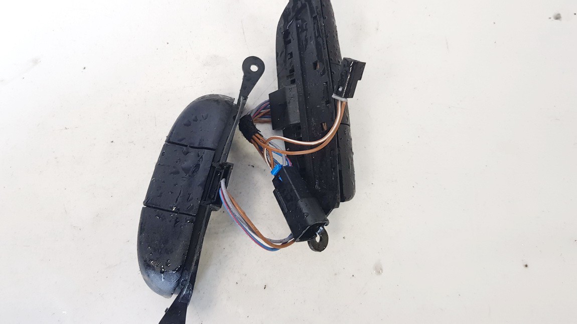 90561159 Opel Astra 2000 Papildomi vairo mygtukai