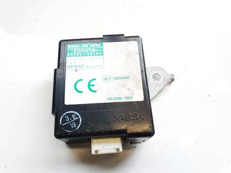8974142151 Toyota RAV-4 2004 Door control relay (DOOR CONTROL UNIT MODULE ECU )