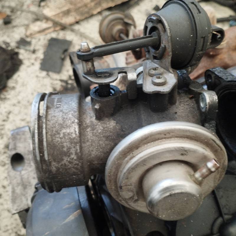 03G129637 Skoda Octavia 2005 EGR Valve Exhaust Gas