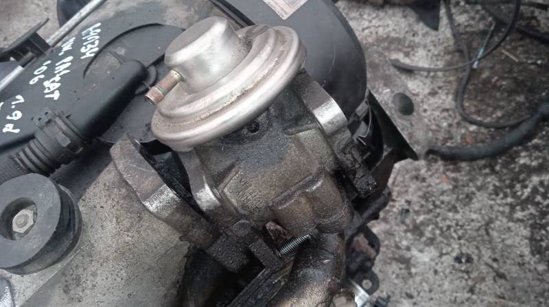 038129637D Volkswagen Passat 2006 EGR Valve Exhaust Gas