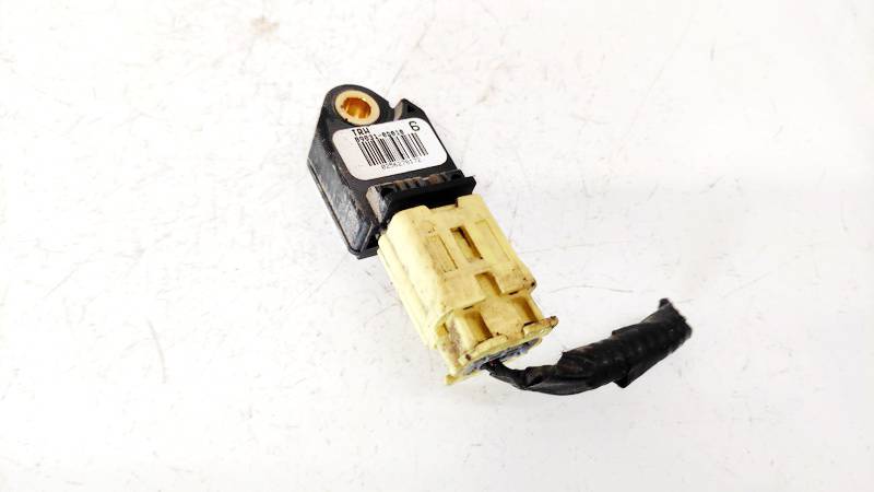 898310D010 Toyota Yaris 2006 Srs Airbag crash sensor - Thumbnail 3