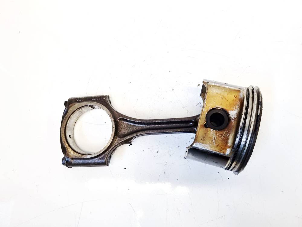 Chrysler 300C 2005 Tłok z korbowodem