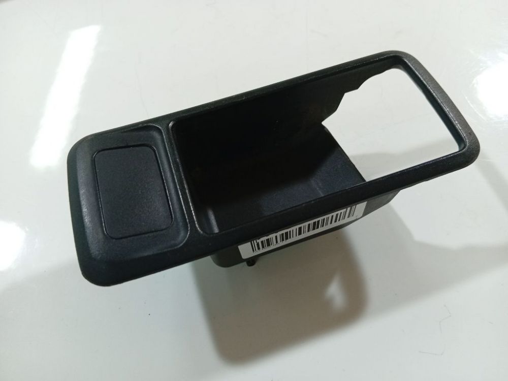 3M51226A37ADW Ford Focus 2005 Salona apdare (plastmasas)