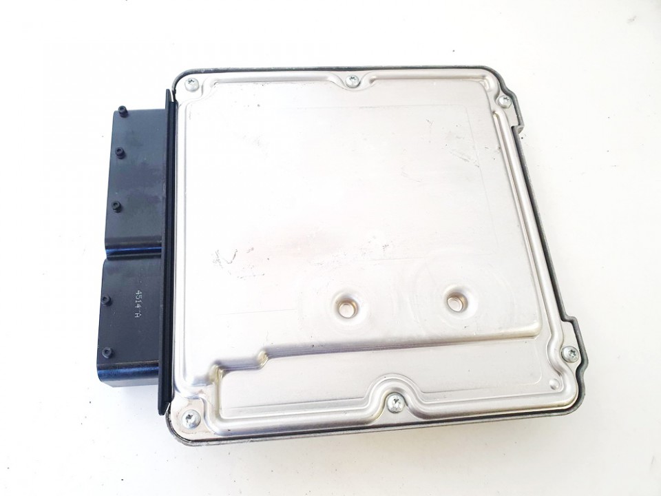 03G906016GT Skoda Superb 2006 CALCULATEUR MOTEUR - Thumbnail 3