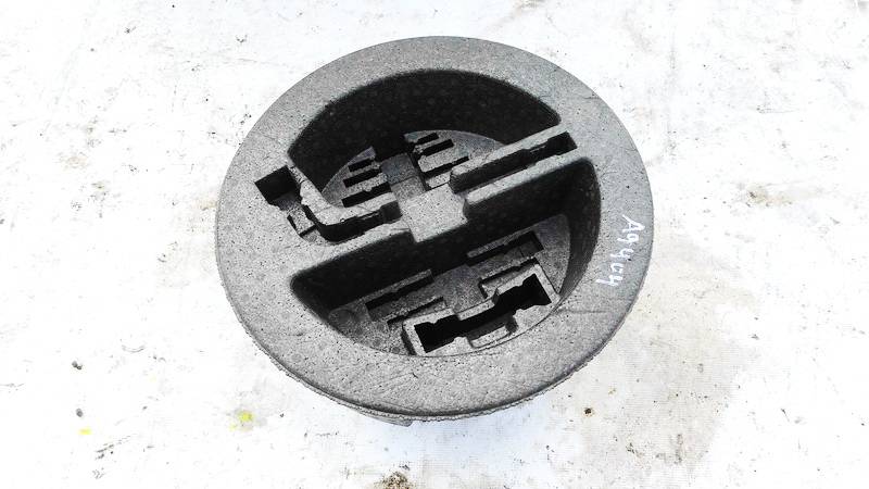 6477105040 Toyota Avensis 2006 Tool kit