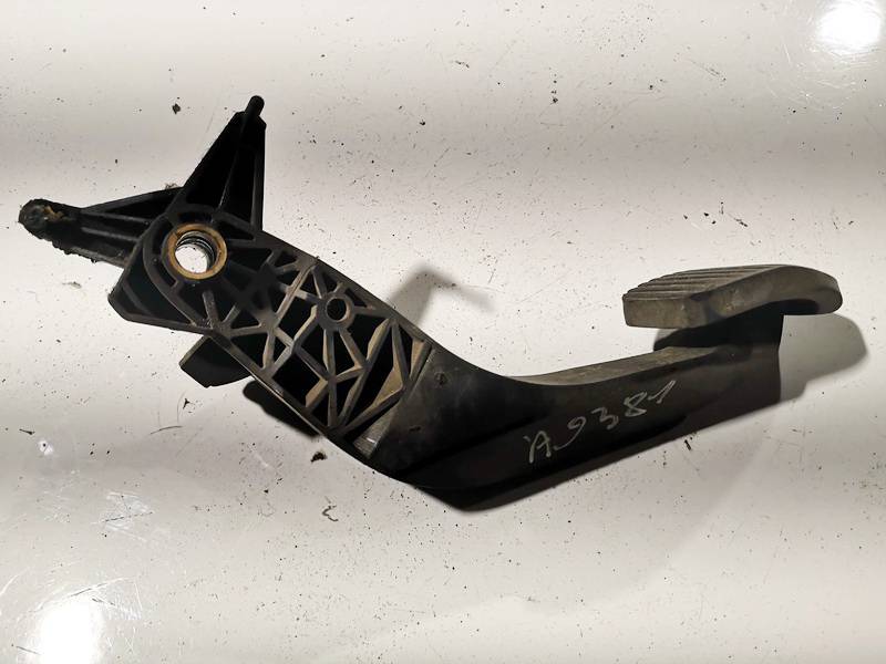 Peugeot 3008 2010 Clutch pedal